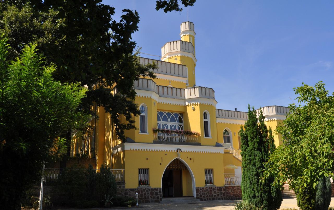 Sir David Balaton Castle Apartmanok Balatonszepezd Eksteriør bilde